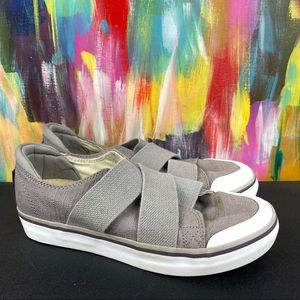 Keen Grey Elsa III Gore Slip On Sneakers